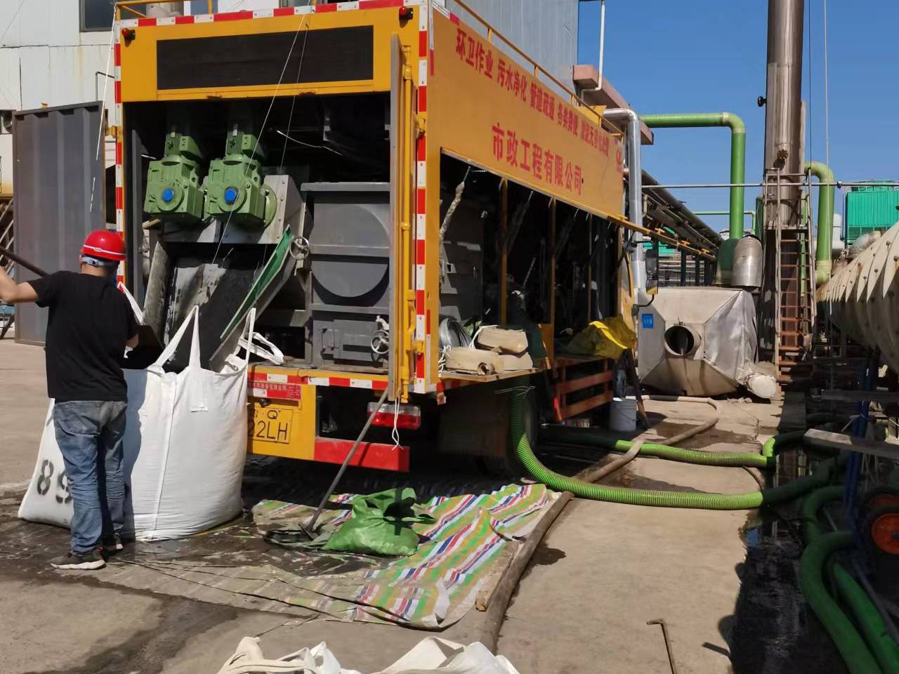 宾川淤泥压干处理