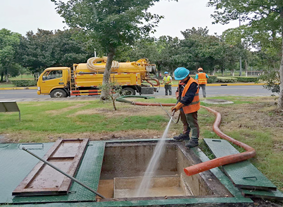 宾川化油池清理